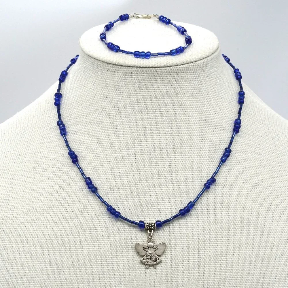 Necklace set with bracelet in blue. - Picture 1 of 3